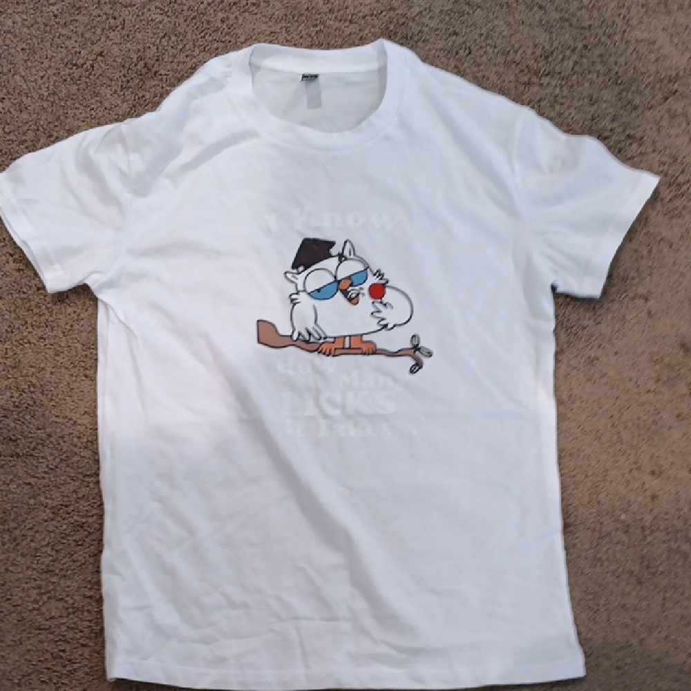 White Graphic Owl T-Shirt with Sunglasses and Cap